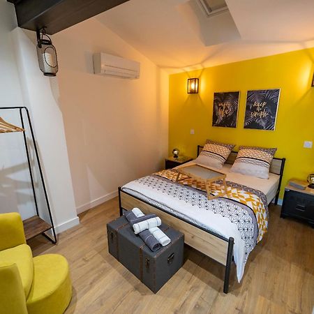 L'Ile De La Breche Apartman Niort Szoba fotó