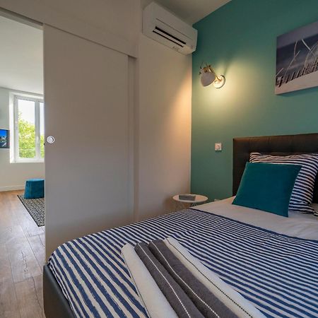 L'Ile De La Breche Apartman Niort Szoba fotó