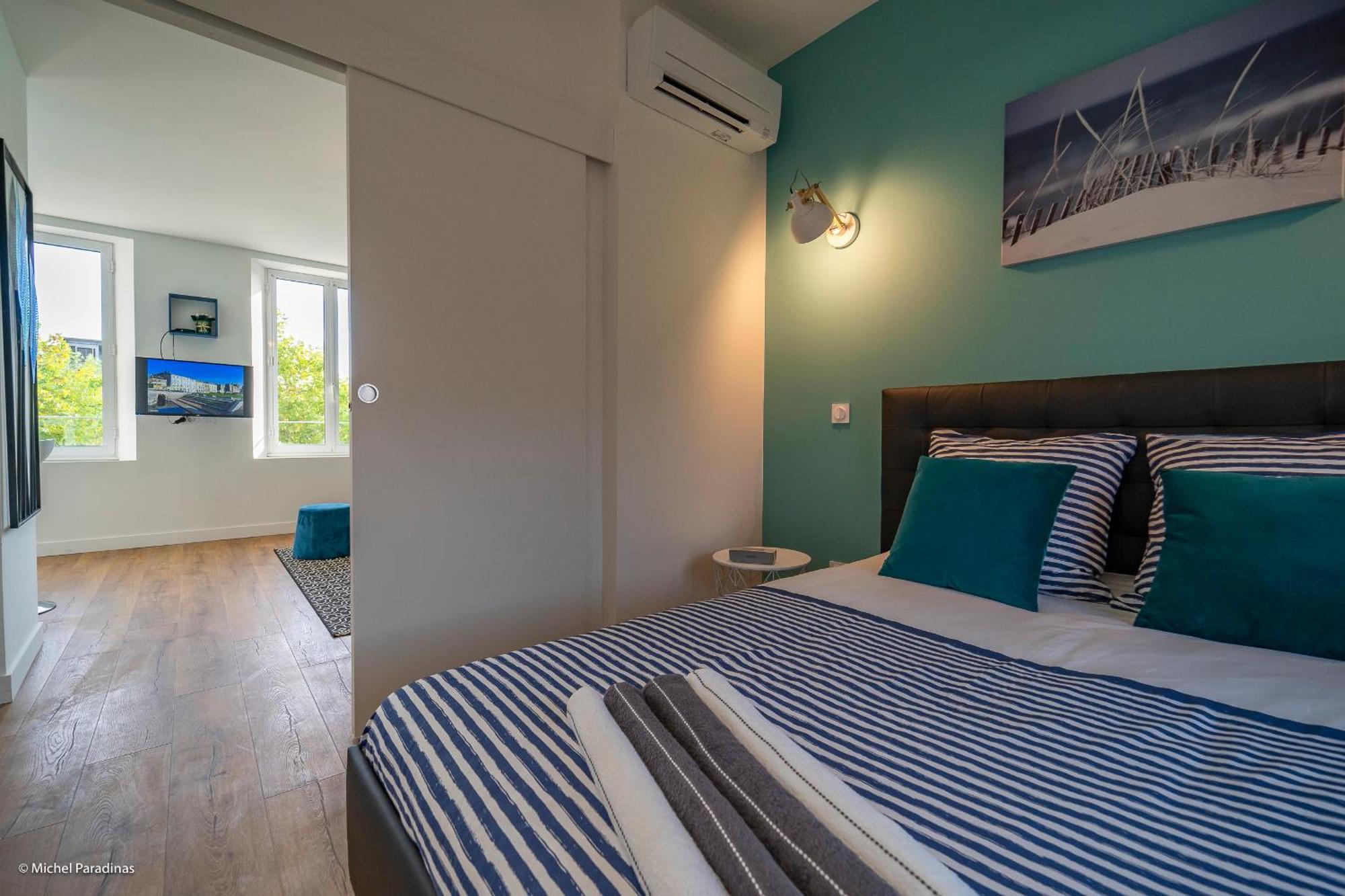 L'Ile De La Breche Apartman Niort Szoba fotó